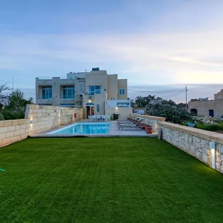 Lux With Private Pool, Bbq & Rooftop Oasis By 360 Estates Il-Wileg