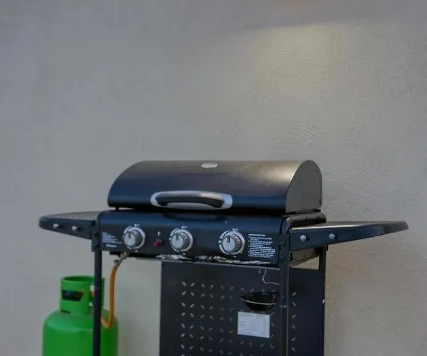 Σπίτι διακοπών Lux With Private Pool, Bbq & Rooftop Oasis By 360 Estates *