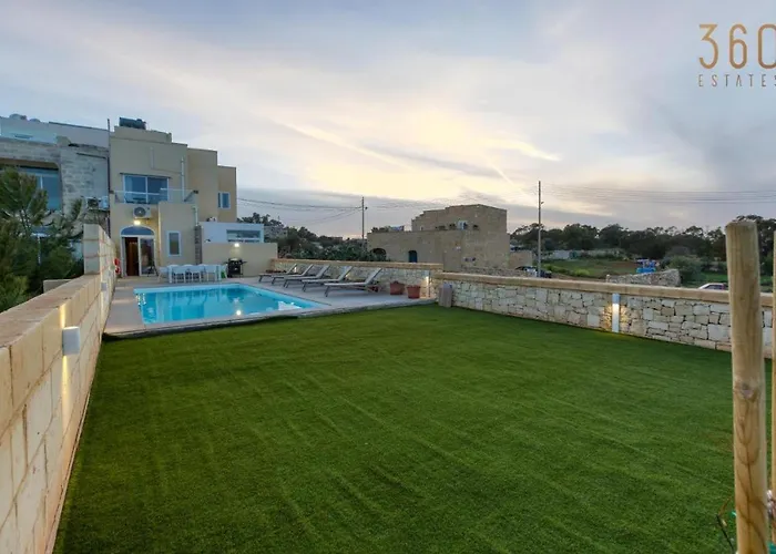 Lux With Private Pool, Bbq & Rooftop Oasis By 360 Estates